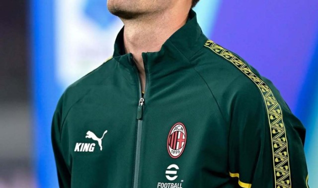 v体育-加比亚手术成功感谢妻子俱乐部医疗团队|运动员发声|ac米兰|马佐尼|球迷|球队_新浪体育_新浪新闻