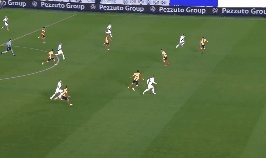 【意甲】莱切0比4国际米兰 劳塔罗双响弗拉泰西传射