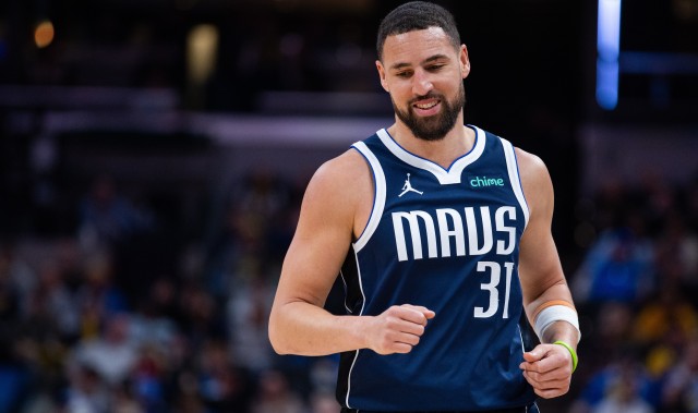 v体育-场均11.9分2.3板！独行侠客战灰熊 克莱轮休不会出战